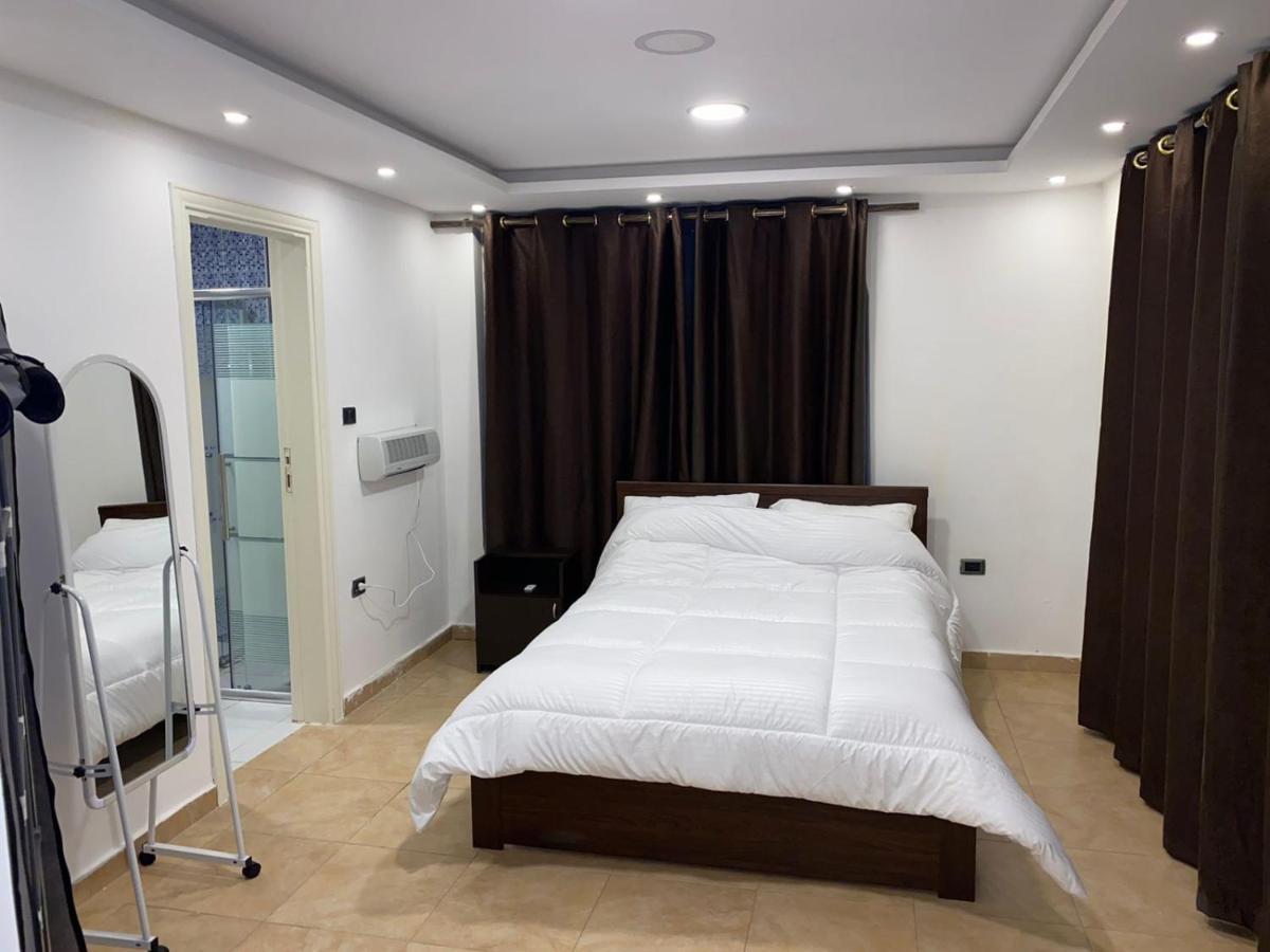 The View Apartment Аман Екстериор снимка